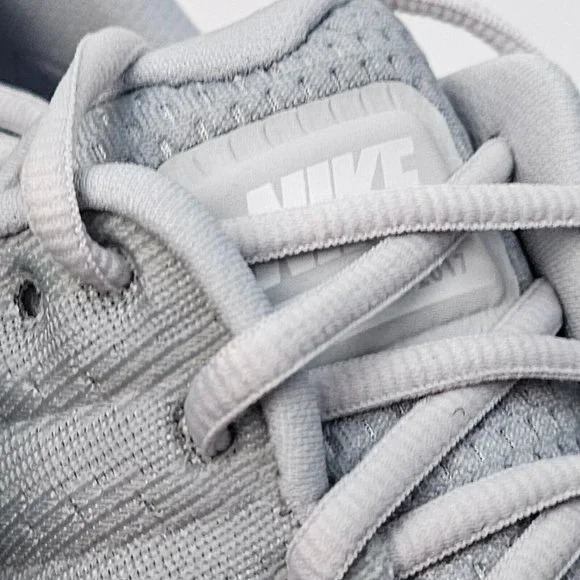 Nike Air Max 2017 Men's Pure Platinum Wolf Grey-White 849559-009 - Picture 4 of 9